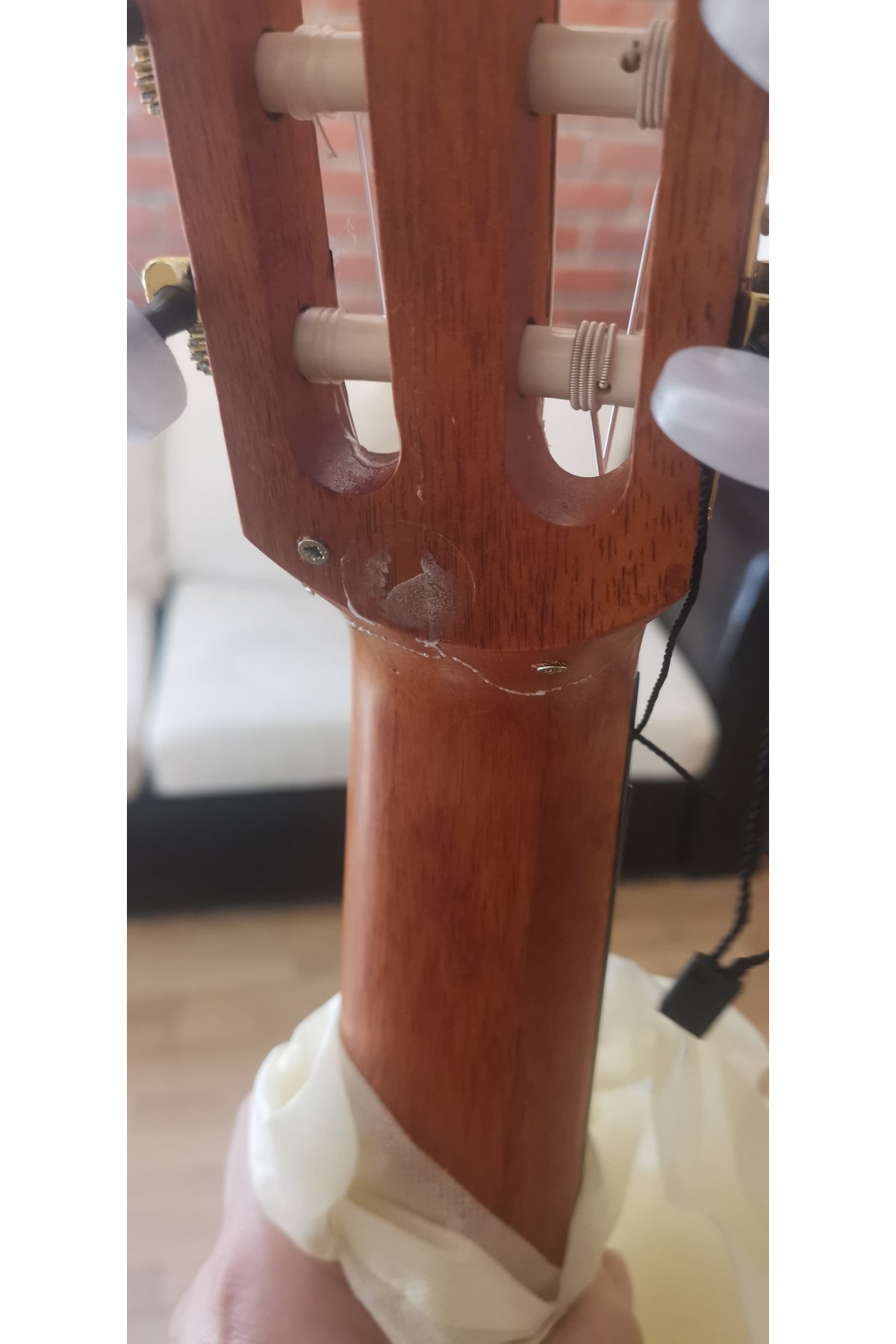 Valencia VC404 Klasik Gitar  (Tamirli)