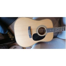 CORT AD880NS AKUSTİK GİTAR ÇITIR HASARLI