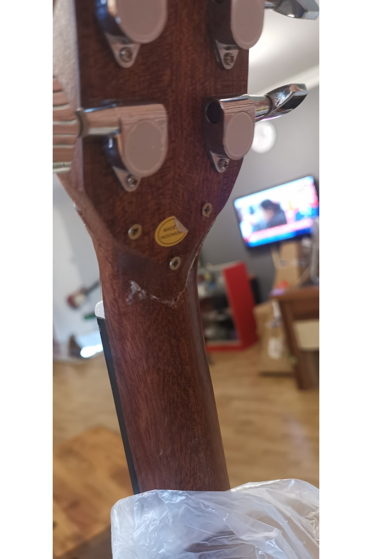 Valler  AG240 Akustik Gitar (Tamirli)