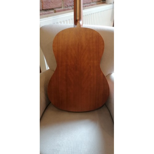 Valencia VC204H Klasik Gitar  (Ufak Hasarlı) 008