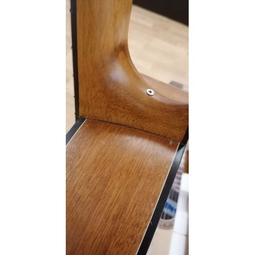 Valencia VC404 Klasik Gitar  (Ufak hasarlı)